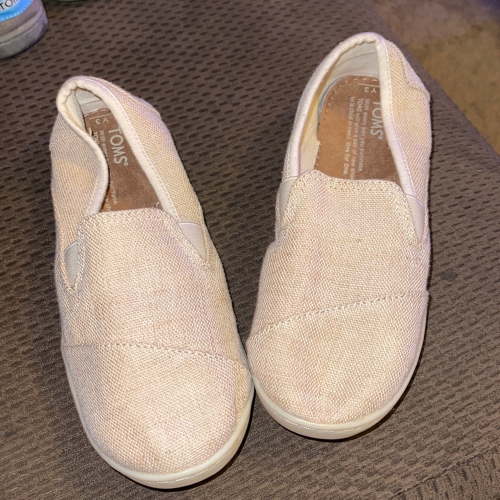 Brand New Toms